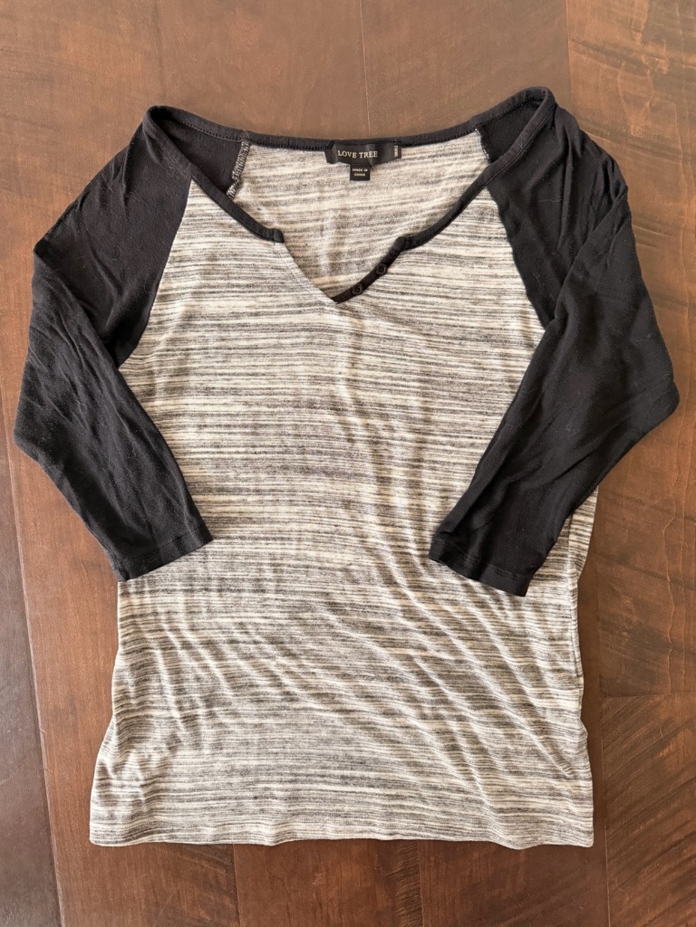 💛 Love Tree Black Gray Striped Raglan Tee (S)